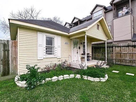 2nd image of 5221 Darling St