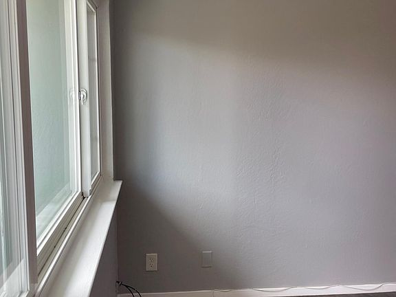 4th image of 442 Milton Ave APT 3