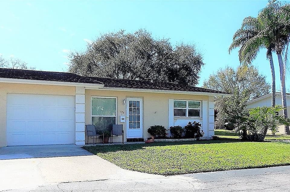 1st image of 1079 Loch Haven Dr S