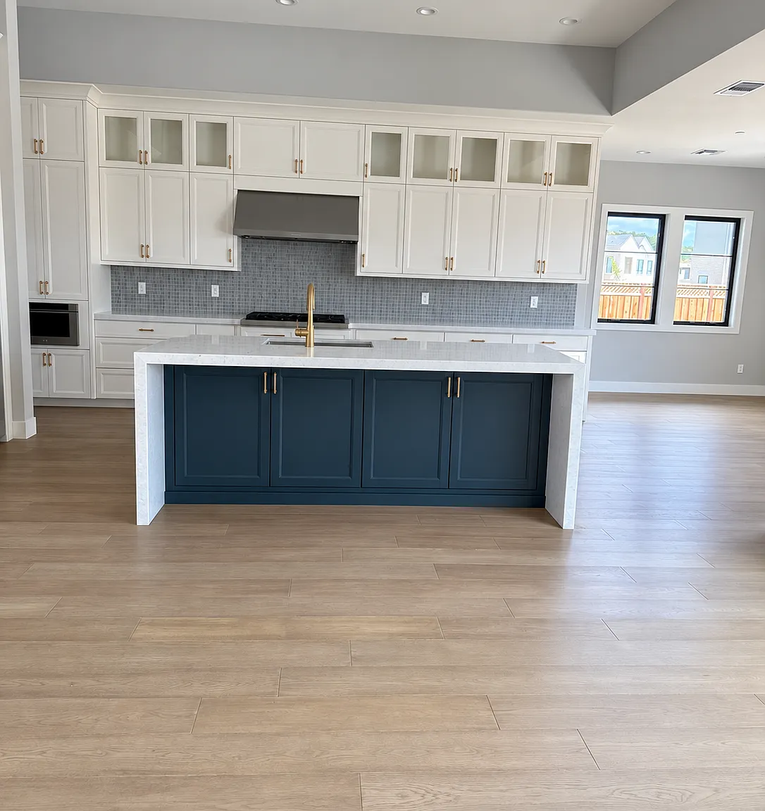 5 bed, 5.5 bath, 4500 sqft, $8,000 — Photo 3