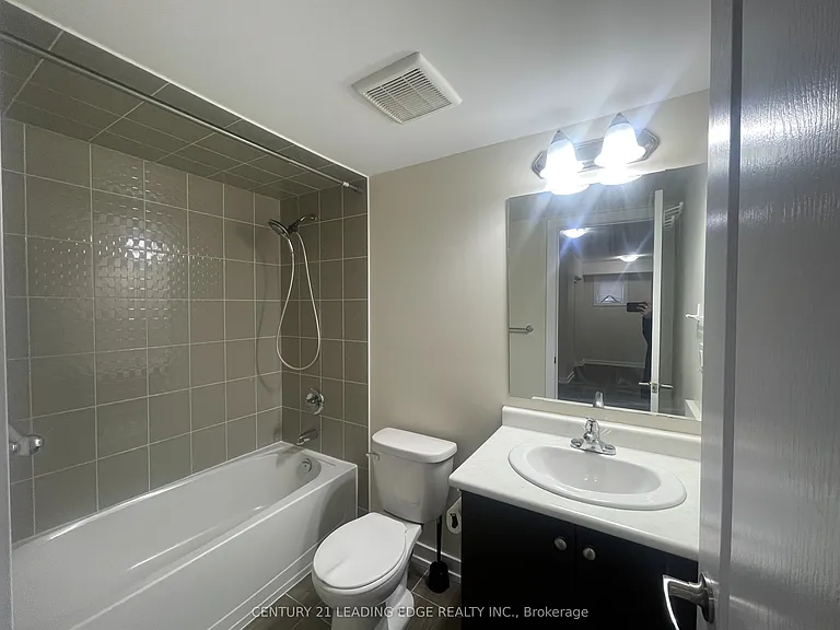 10 Dunsheath Way #217 — Photo 4
