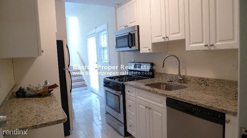 227 Newbury St. #2r Boston - Back Bay Unit Photo 2 (1)