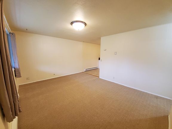 5th image of 12414 28th Ave E #C