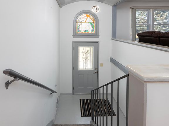 3rd image of 5836 Kings Arms Ct