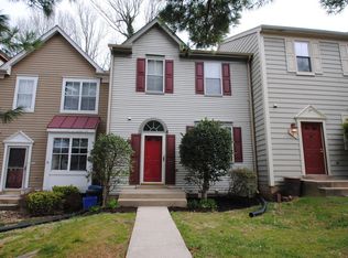 7 Waterside Ct, Germantown, MD 20874