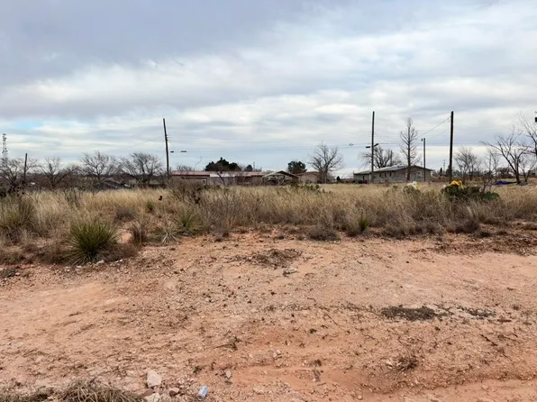 508 S 10th St, Brownfield, TX 79316