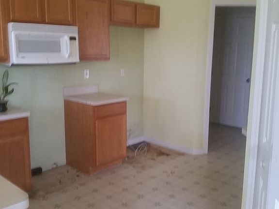 2nd image of 1735 Wood Brook St