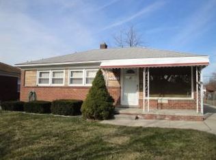 29400 Tamarack Dr, Flat Rock, MI