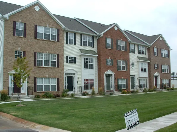 424 Abbey St, South Bend, IN 46637