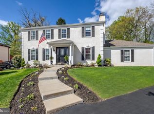 512 Flora Cir, Springfield, PA 19064