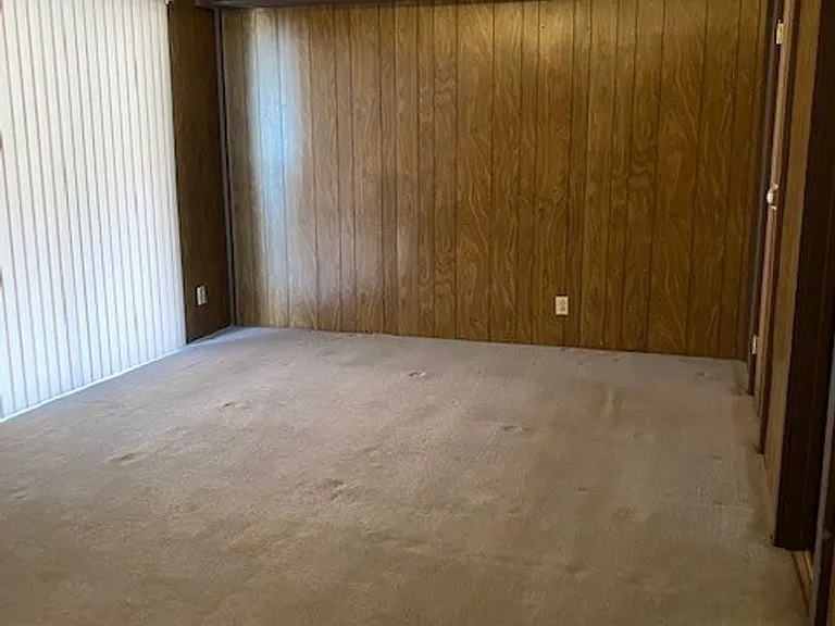 1111 S Baker St — Photo 15