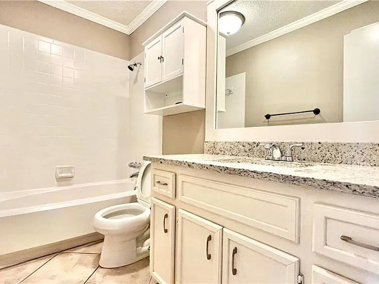 11909 Hardwood Trl — Photo 3