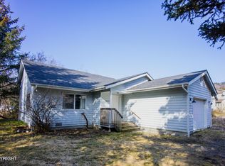 4605 Early Spring St, Homer, AK 99603