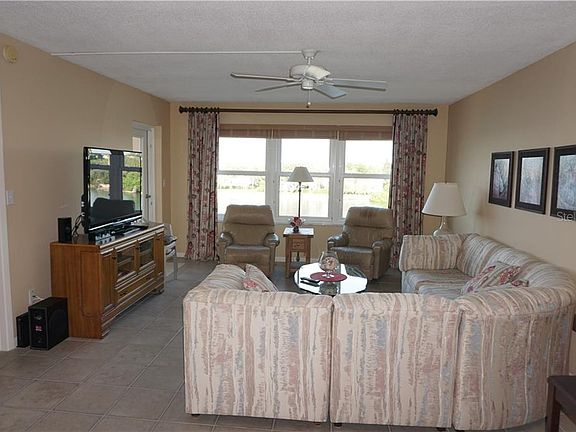 4th image of 5220 Brittany Dr S APT 402