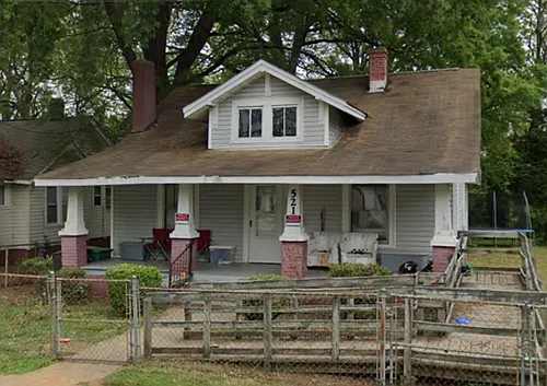 521 Amos St Photo 1
