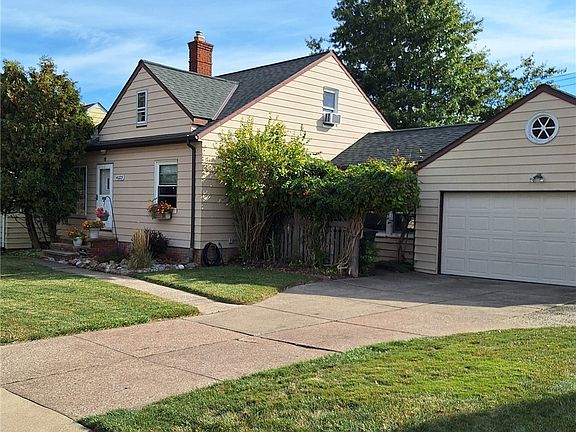 4th image of 4223 Brookway Ln