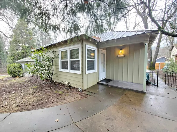 4425 Gleaves Ave, Dunsmuir, CA 96025