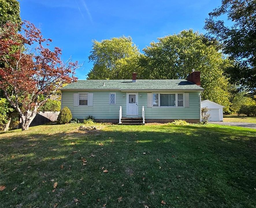 1st image of 668 Long Pond Rd