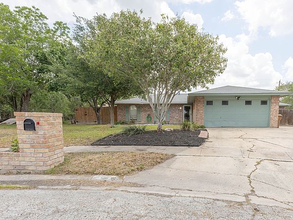 2nd image of 3814 Whitney Dr
