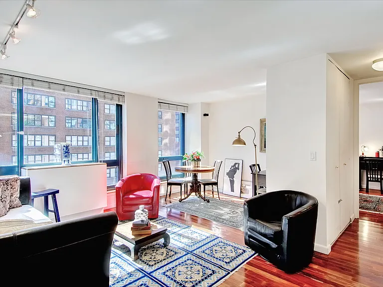 1 Irving Pl #V8B — Photo 5