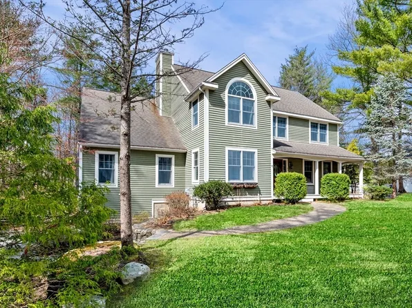 6 Hickory Ln, Georgetown, MA 01833