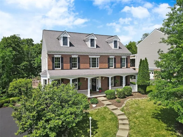 213 Walnut Dr, Venetia, PA 15367