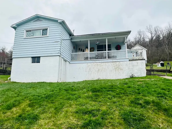 182 Fleming St, Monongah, WV 26554