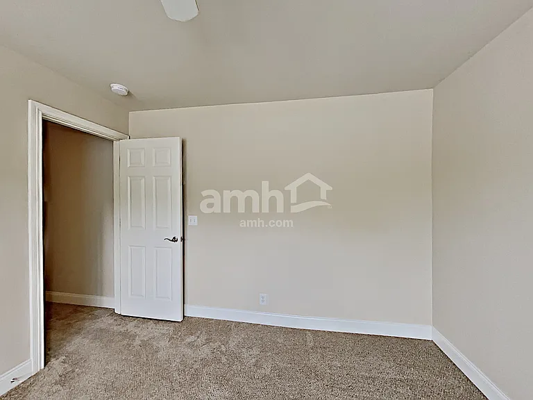 1536 Jeter Way — Photo 14
