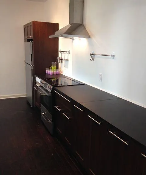 Glass Cooktop and Stainless Exhaust Hood