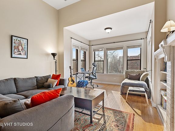 2nd image of 2500 W Eastwood Ave APT 3