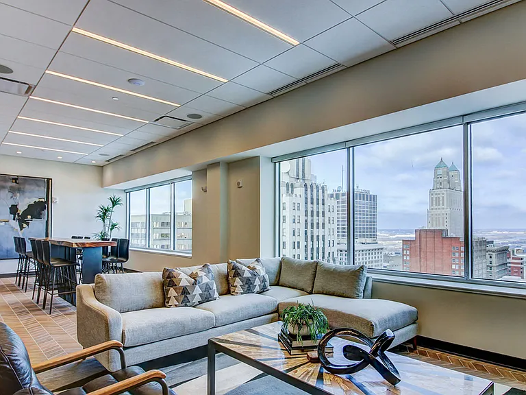 21st Floor Elevation Lounge