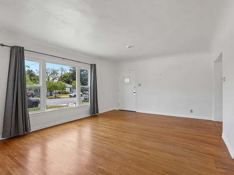 2214 Euclid St — Photo 18