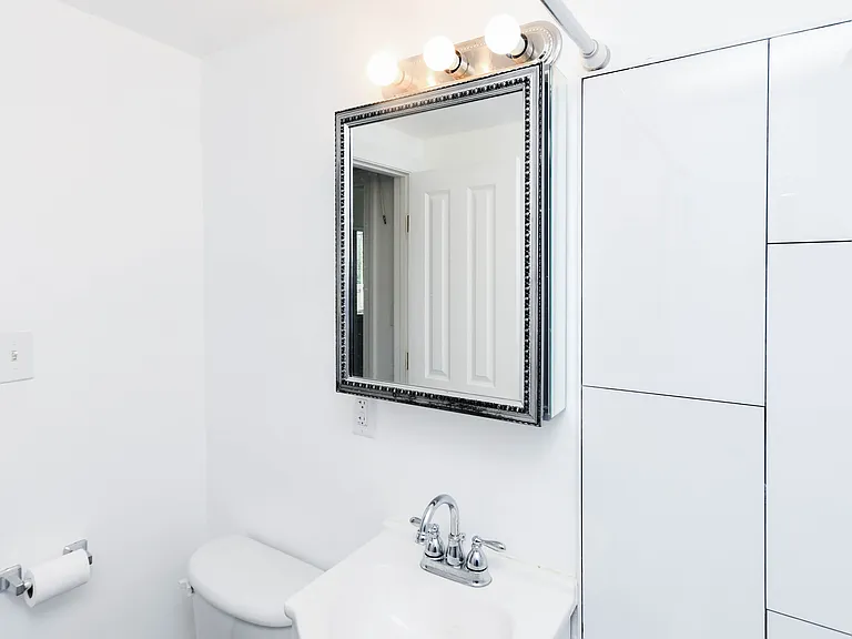 713 Brandywine St SE #B2 — Photo 27