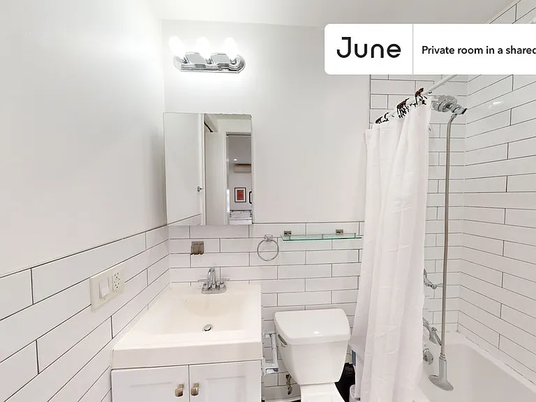 39A Broome St #B — Photo 11