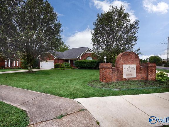 2nd image of 100 Twelve Oaks Dr