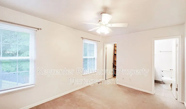 10800 Smithers Ct — Photo 13