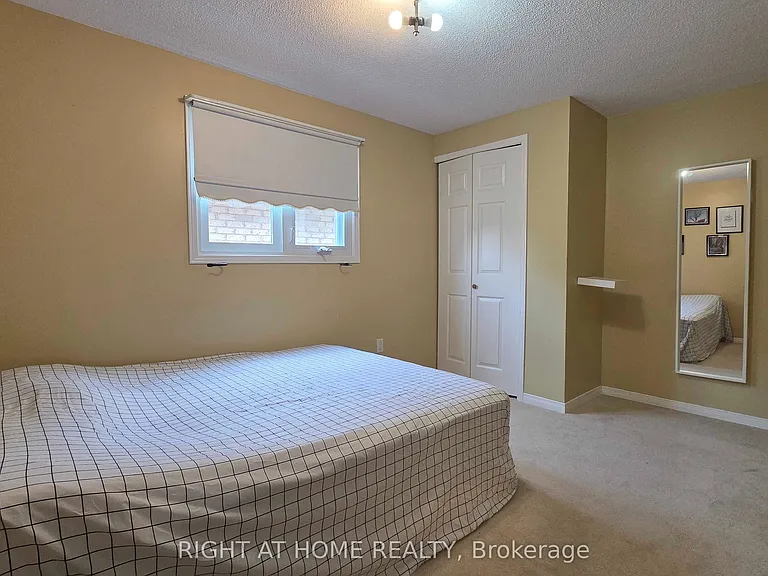 129 Heydon Ave — Photo 18