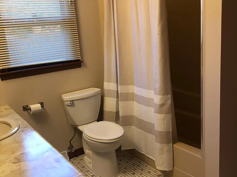 1702 Thunderbird Dr — Photo 21