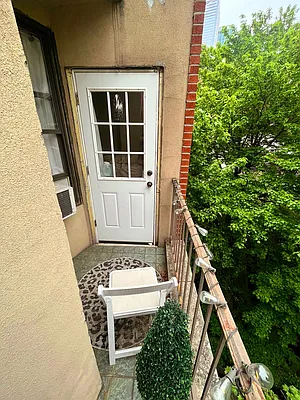 Rented by Point NYC | media 21