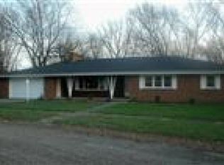 225 E 11th Pl, Hobart, IN 46342