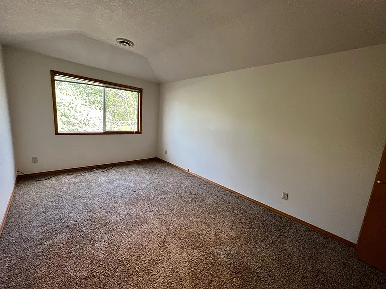 16040 NW Edward Ct — Photo 15