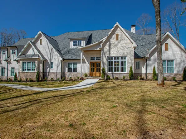 317 Abrielle Ln, Benton, AR 72019
