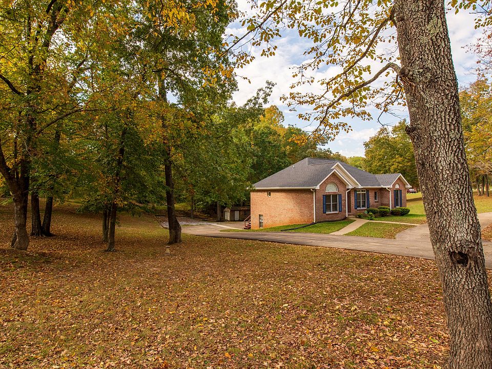 1818 Whispering Hills Trl, Clarksville, TN 37043 Zillow