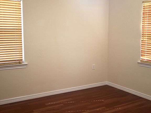 5th image of 6012 Warrington Dr