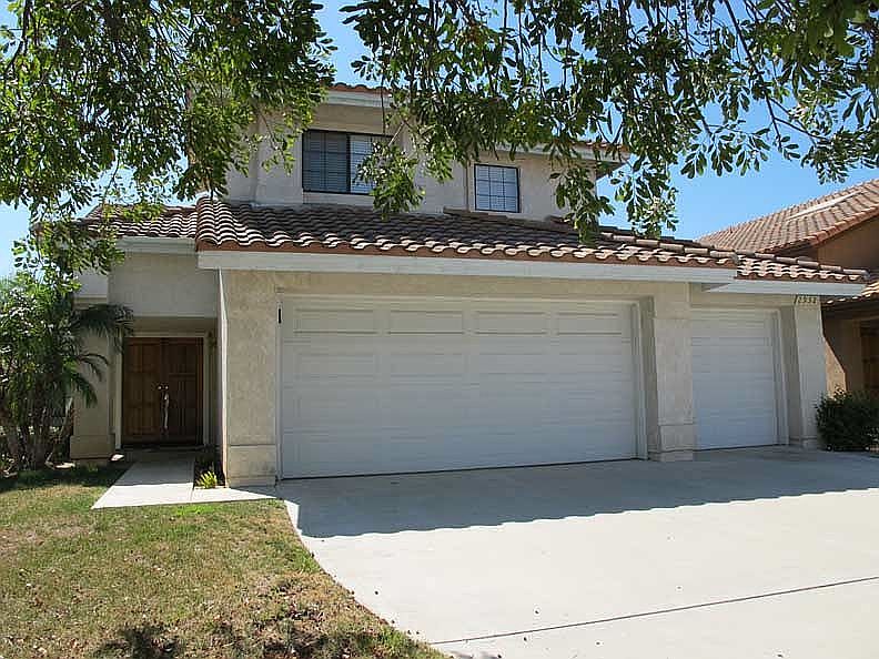 1st image of 2932 Dorchester Cir