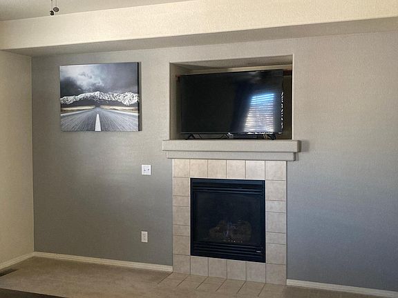 4th image of 6693 Abbeywood Dr