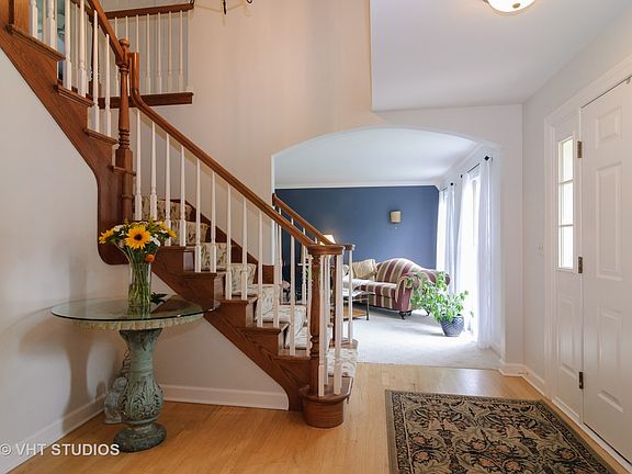 4th image of 2613 Newport Dr