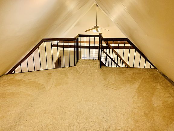2nd image of 2204 Fremont Ave S Unit 2