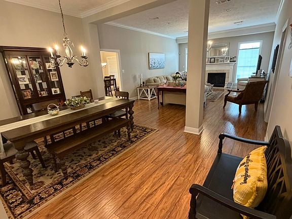 4th image of 124 Westbrier Rd