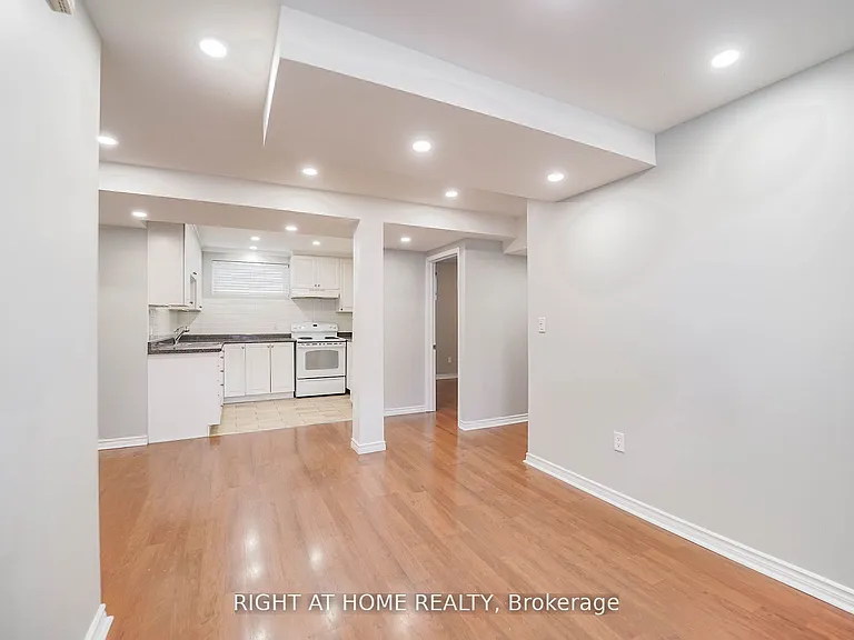 2 Iangrove Ter — Photo 25